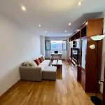 A Pies Del Sella Apartman *